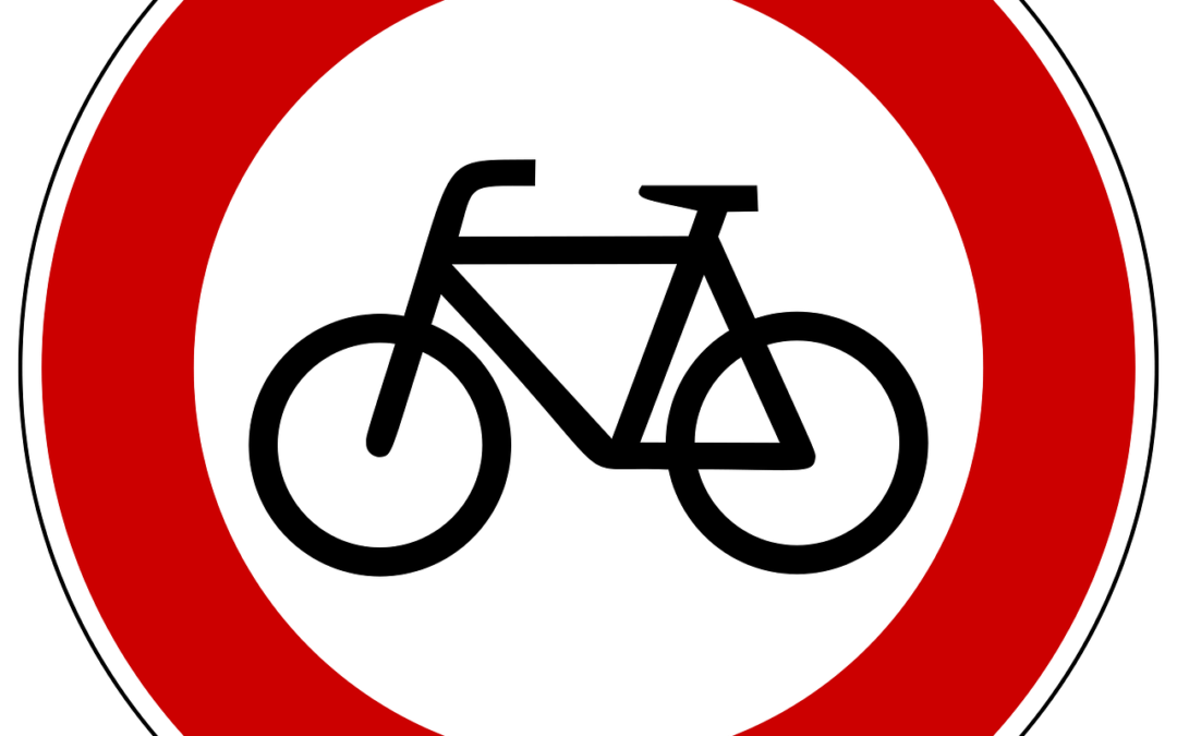 Vëloswee gespaart / Piste cyclable barrée